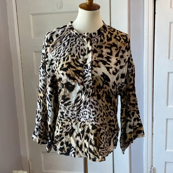 NWT Banana Republic Leopard Print Popover Blouse, Size M - Picture 5 of 14